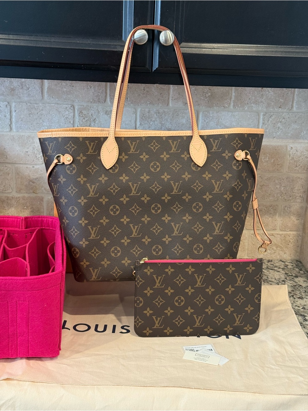Louis Vuitton Monogram Neverfull MM Tote